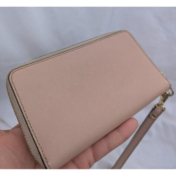 Michael Kors Saffiano Leather Large Smartphone Wristlet Wallet - Picture 10 of 12